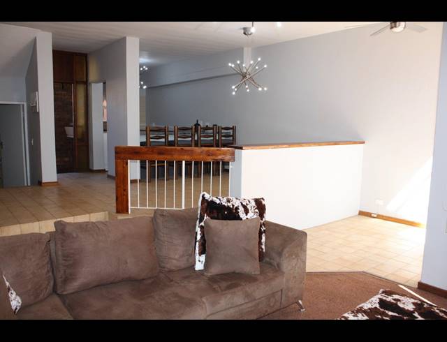 3 BEDROOM HOUSE SOLD IN FLORAUNA